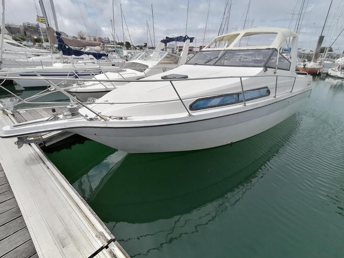 Sejour Insolite Sur Un Yacht. Bateau Hotel A Quai. La Rochelle  Exterior foto